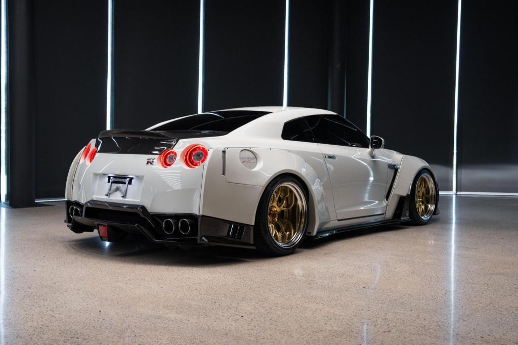 Nissan GTR