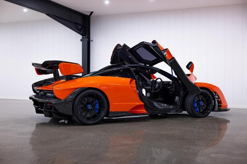 McLaren Senna