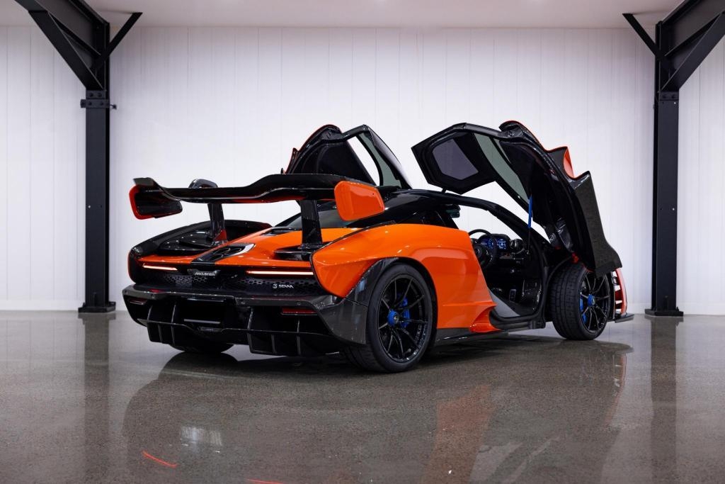 McLaren Senna